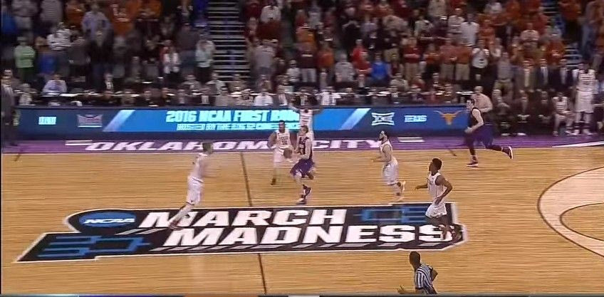 VIDEO: Buzzer beater από το κέντρο