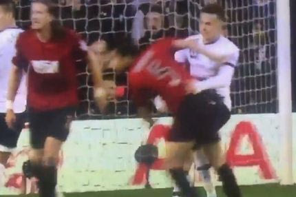 VIDEO: Χτύπημα εκτός φάσης του Άλι στον Γιάκομπ