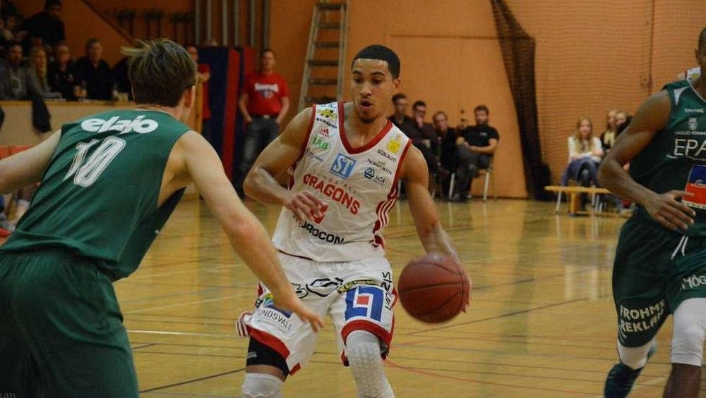 Ο Βασιλειάδης και ο κοντός… Μπάρτον