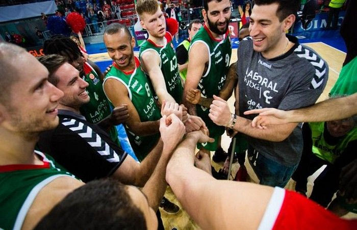 VIDEOS: Θερμή υποδοχή στη Βιτόρια για την Μπασκόνια