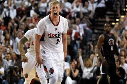 Πρόκριση και για Μπλέιζερς