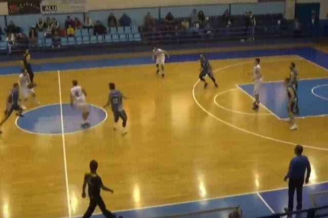 Απίστευτο buzzer beater από τον Καραγκιολίδη