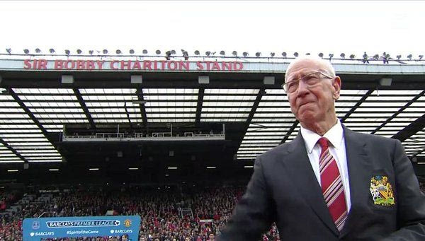Τίμησε τον Σερ Μπόμπι Τσάρλτον η Μάντσεστερ Γιουνάιτεντ