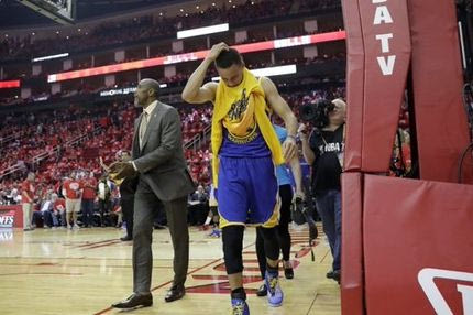 Νίκησαν οι Γουόριορς, ξανατραυματίστηκε ο Κάρι