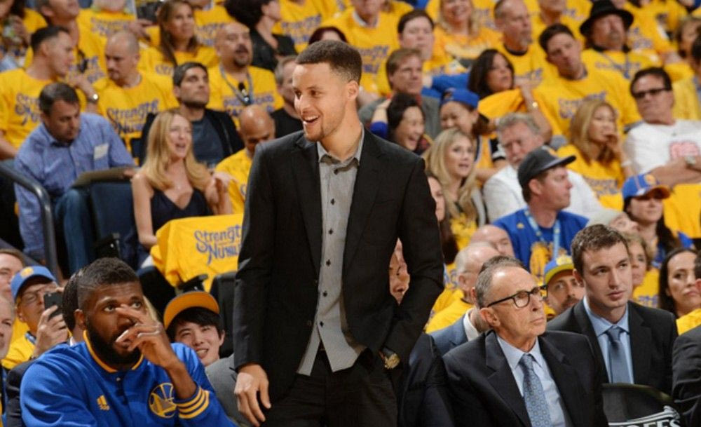 Ο Κάρι πανηγύρισε το “πάρτι” των Γουόριορς: οι απολαυστικές αντιδράσεις