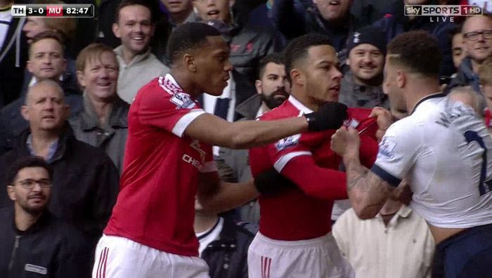 Πιάστηκαν στα χέρια Γουόλκερ και Ντεπάι