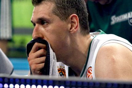 ΑΠΙΣΤΕΥΤΗ ΑΠΟΘΕΩΣΗ: Όλο το γήπεδο τραγουδούσε για τον Δημήτρη Διαμαντίδη