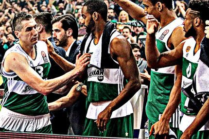 Χειροκρότημα για το… μετά το “αντίο”