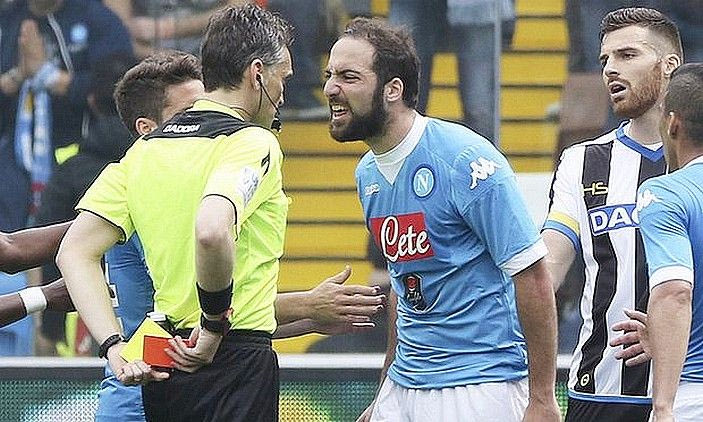 Τέσσερις αγωνιστικές στον Ιγκουαΐν