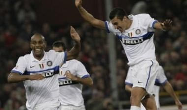 8η αγων.: Μόνη πρώτη η Ιντερ, ανάσανε η Μίλαν (vids)