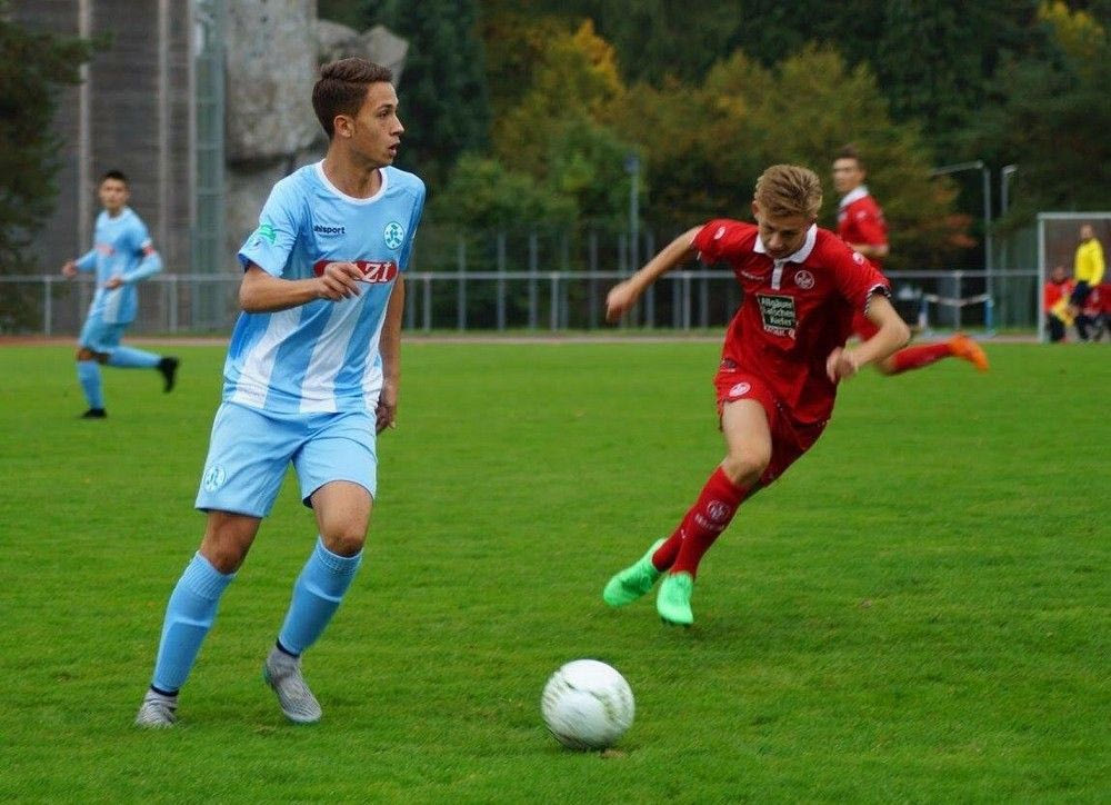 Εντυπωσιάζει στην Γερμανία ο νεαρός Καραστέργιος