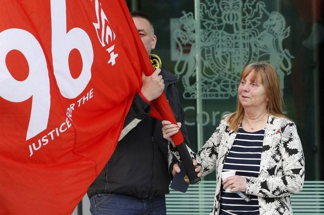 Αποζημίωση – μαμούθ αξιώνουν οι συγγενείς των θυμάτων του “Χίλσμπορο”