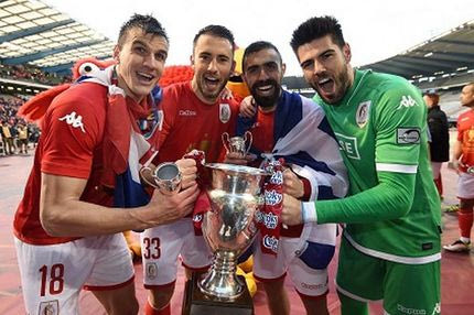 Τέλος Μανιάτης και Βαλντές από τη Σταντάρ Λιέγης