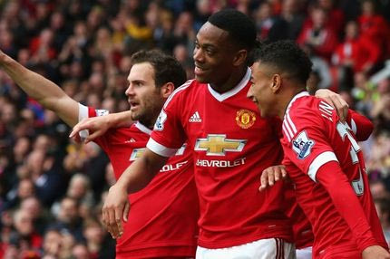 Σταρ της Γιουνάιτεντ έκανε σεξ και “πλήρωσε” με τα παπούτσια του!