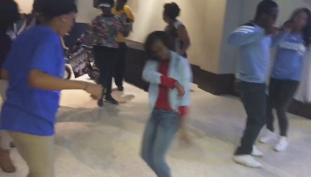 VIDEO: Πάρτι και τρελός χορός στο Μέμφις!