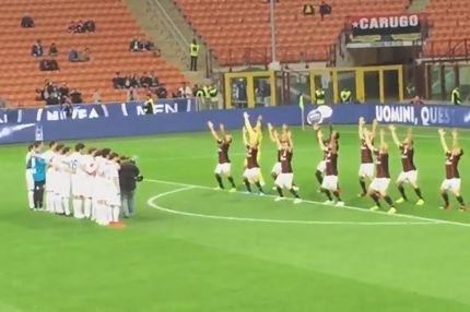 VIDEO: Οι παίκτες της Μίλαν χορεύουν… Χάκα!