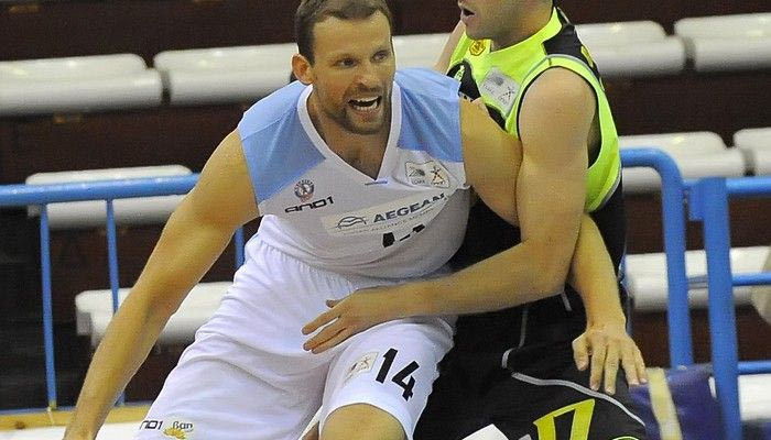 Επίσημη συμφωνία με Νάτζφεϊ