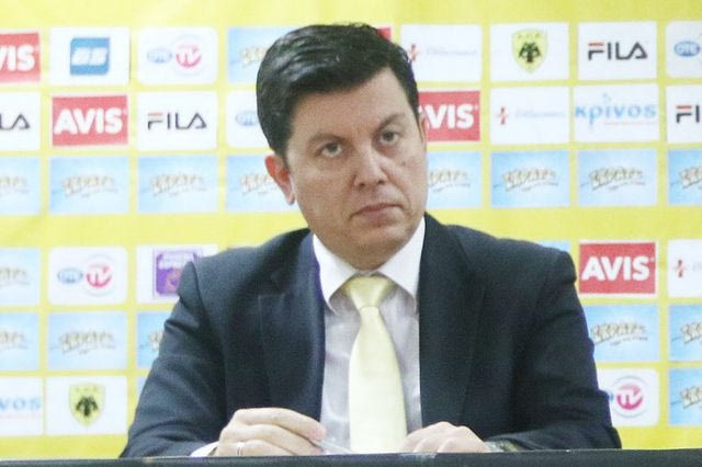 “Η ΑΕΚ δεν εκβιάζεται, αποφασίζει μόνη της”