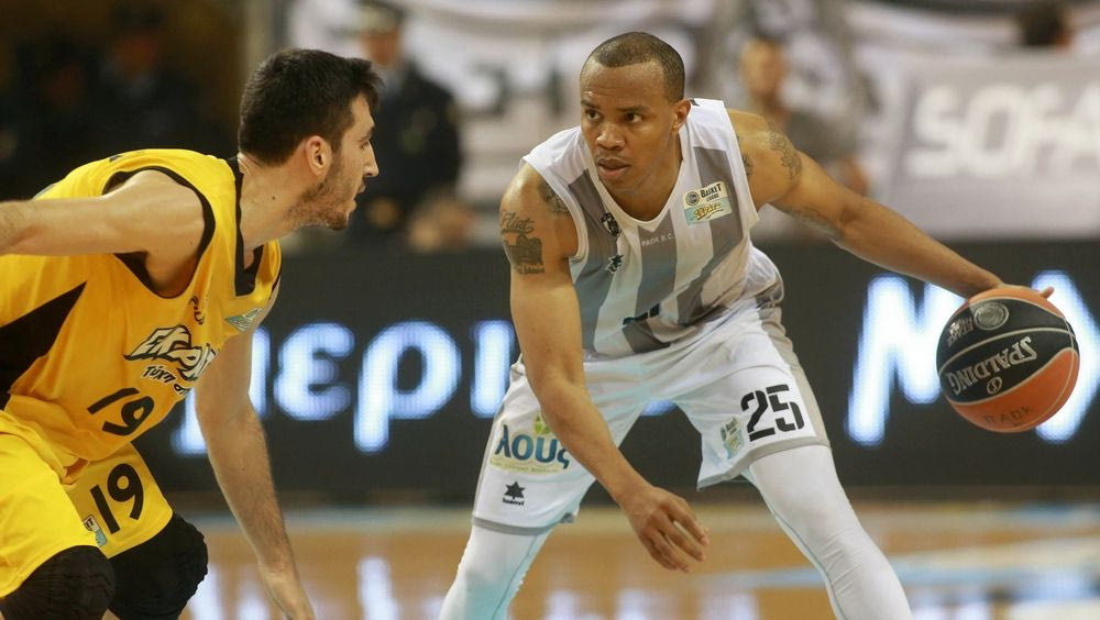 Δίνει βάρος στο “1” και στο “5”