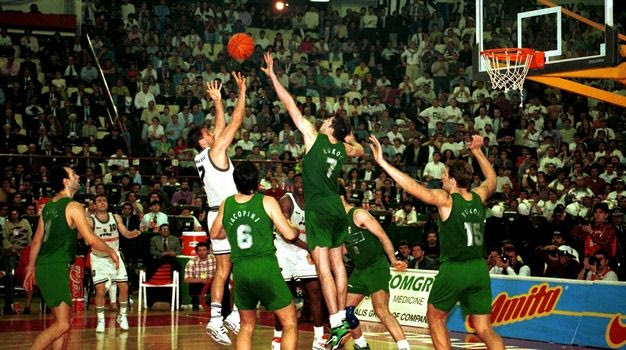 Η “μαχαιριά” από την Μπενετόν