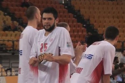 Φανταστικός πανηγυρισμός από “Παπ” στο κάρφωμα του Γουόρικ