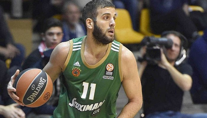 Επαφές με Παππά για να παίξει στην Κύπρο!