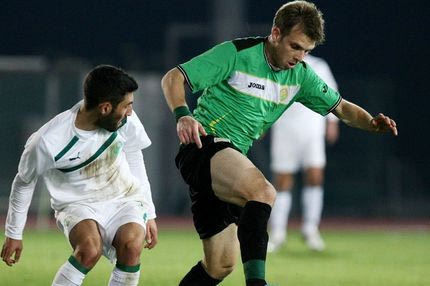 Ανανέωσε ο Σαρακατσάνος