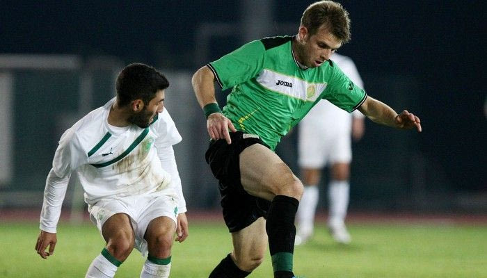 Ανανέωσε ο Σαρακατσάνος