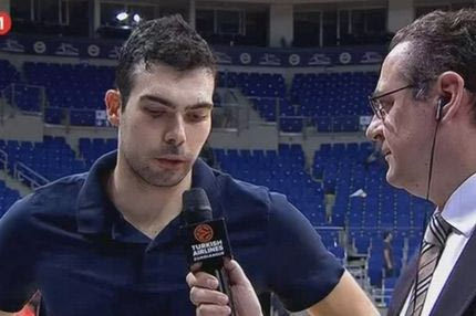 Σλούκας στην ΕΡΤ: “Χρωστούσα μια τέτοια εμφάνιση, δεν μιλάω για Ολυμπιακό”