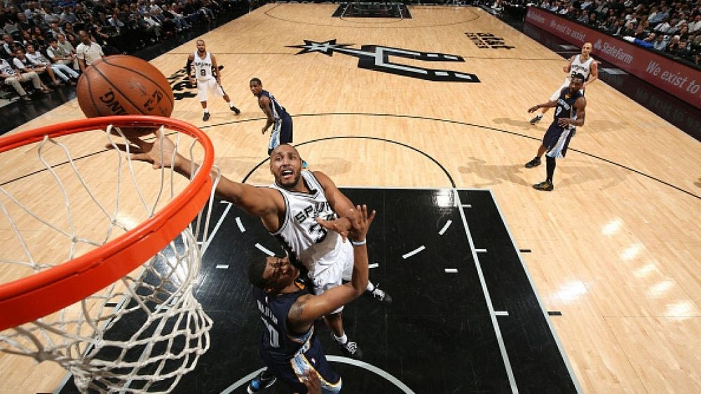 Το 2-0 για Σπερς και Χοκς