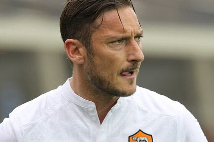 Ρίχνουν τους τόνους Τότι – Σπαλέτι