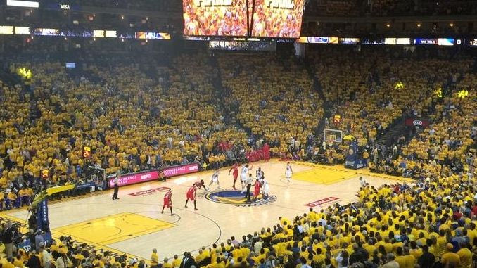 Τρελές οι τιμές των εισιτηρίων για το τελευταίο ματς των Γουόριορς