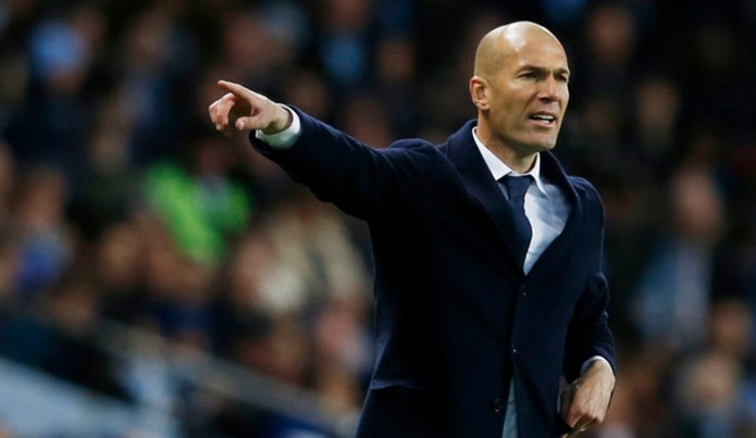 Συνεχίζει ο Ζιντάν, τον στηρίζουν Πέρεθ και παίκτες