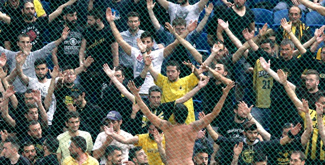 “Ντοπάρουν” τους παίκτες της ΑΕΚ οι οπαδοί