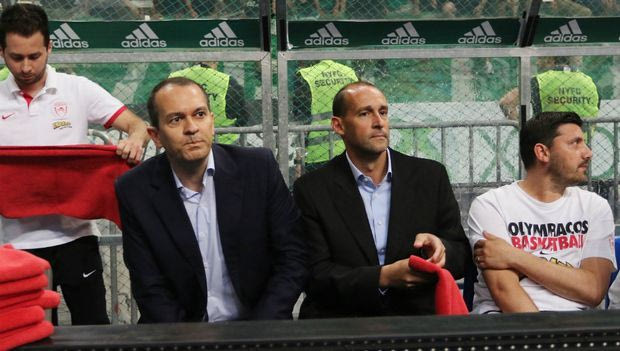 Καρέ-καρέ η παρουσία των Αγγελόπουλων στο ΟΑΚΑ