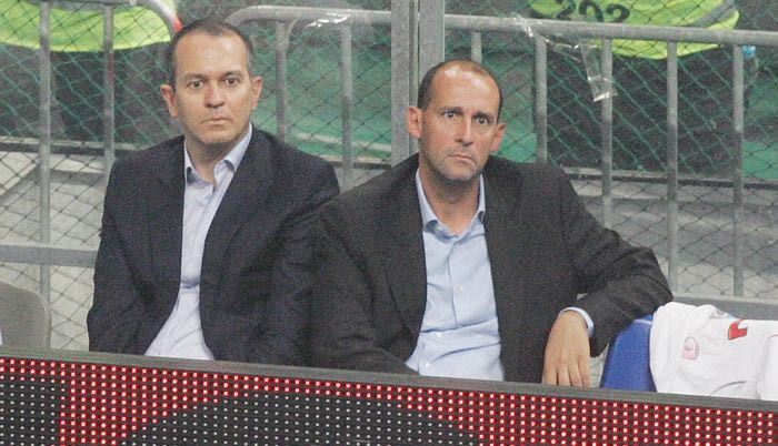 Η είσοδος των Αγγελόπουλων στο παρκέ του ΟΑΚΑ