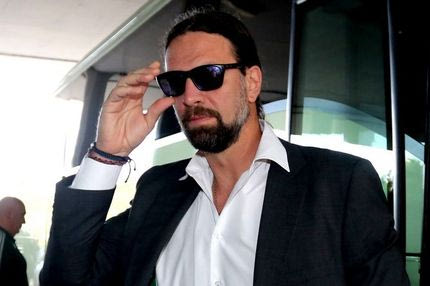 Με σακάκι αλά… Τζίγκερ ο Αλβέρτης