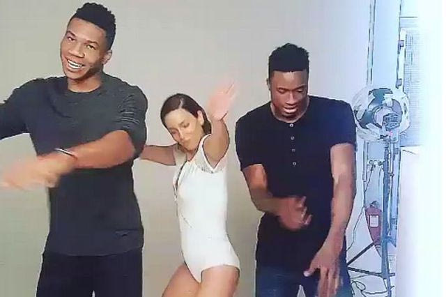 Τα αδέλφια Αντετοκούνμπο χορεύουν με την Στικούδη