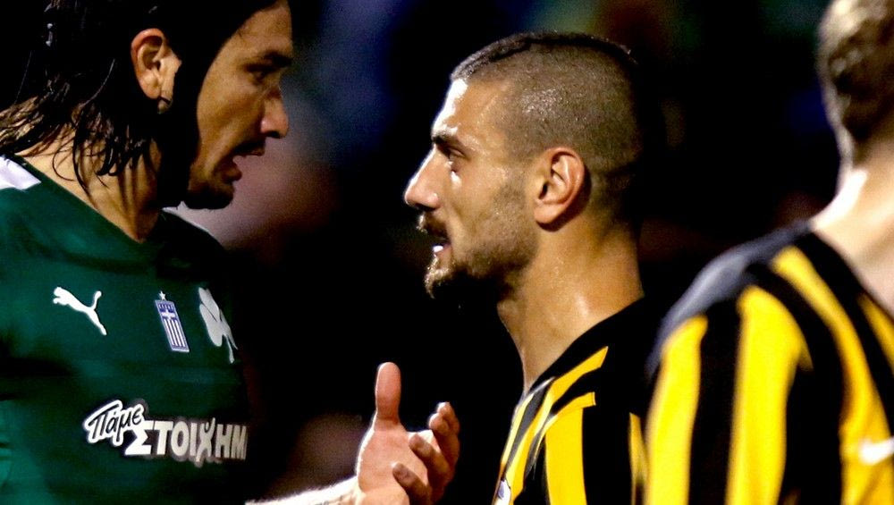 Οι “κουτουλιές” Αραβίδη-Μολέδο και το “τι κάνεις ρε βλάκα” στον Κουτρουμπή