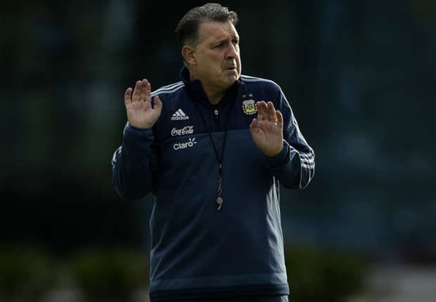 “Έκοψε” Ντιμπάλα, Τέβες από την αποστολή της Αργεντινής ο Μαρτίνο