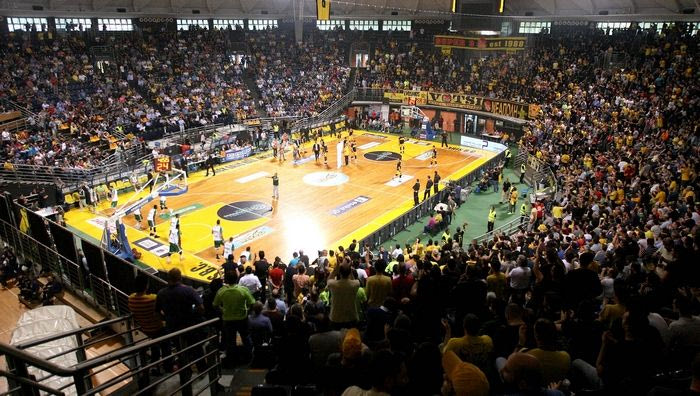 Πρόστιμο στον Άρη για τα υβριστικά συνθήματα σε Διαμαντίδη και Φώτση