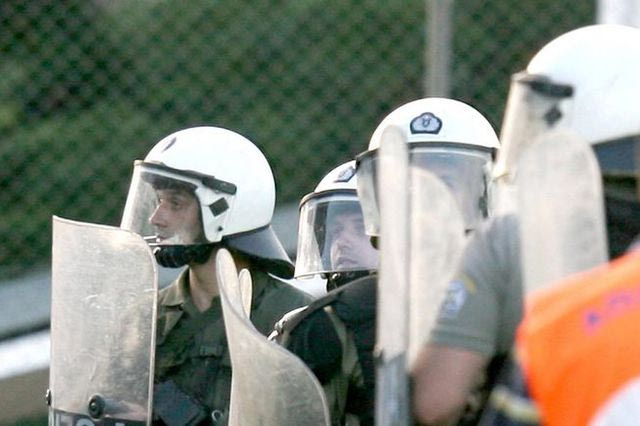 Συμπλοκές οπαδών στη Νέα Σμύρνη