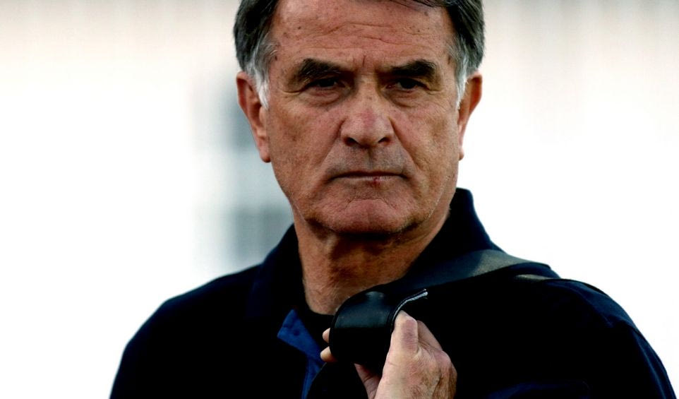 Ξανά συνθήματα κατά Μπάγεβιτς