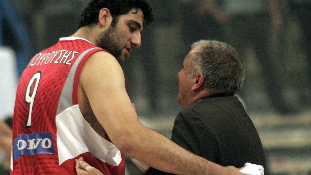 Ομπράντοβιτς: “Ξέρω πολλά χρόνια τον Μπουρούση”