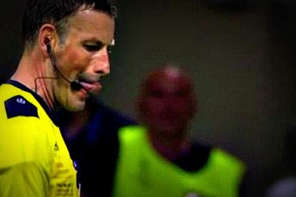 Κόκκινη κάρτα στους Πέπε του ποδοσφαίρου