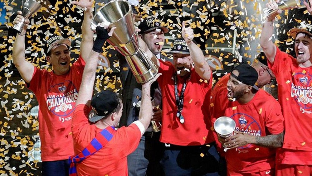 Pasillo και μπάντα στο αεροδρόμιο για την ΤΣΣΚΑ