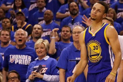 Άμυνα που “τσακίζει” Κάρι: Ούτε ανάσα…