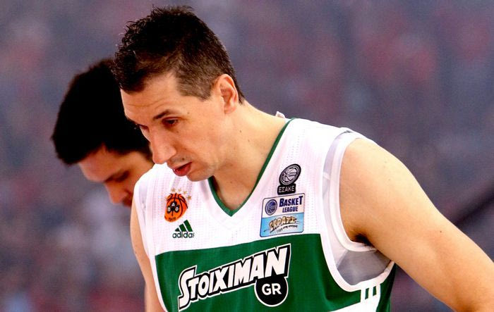 Αποδοκιμάστηκε ο Διαμαντίδης στην αλλαγή