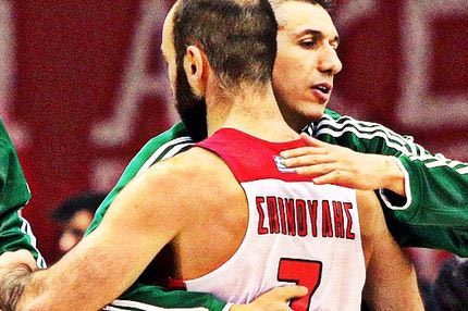 Ο “Γυφτούλης” και ο “Αγκωνίδης” γράφουν τη δική τους ιστορία