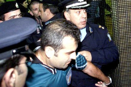 Όταν βγήκαν τα πιστόλια!